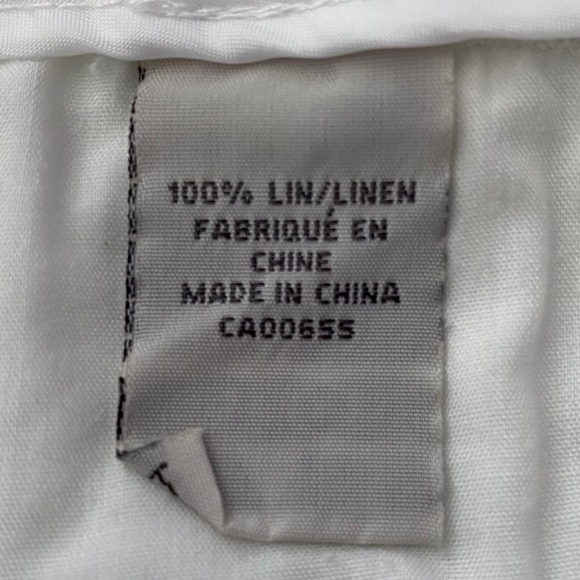 RW & Co White Cargo Pockets Capris Linen 2 - Picture 4 of 16